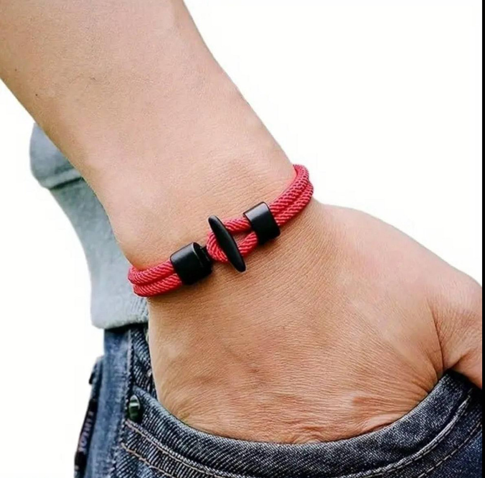 Расный плетёный браслет с чёрным металлическим замком-якорем Киев - изображение 2