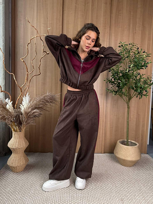 Женский стильный повседневный костюм двойка из замша на дайвинге Шоколад Одесса - изображение 10