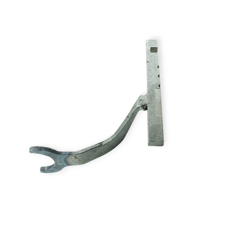 Вилка переключения 1 передчи и задн. ходу МТЗ Мукачево - изображение 1