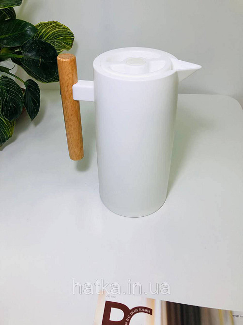 Термос «Лайнер» 1000 мл скляна колба пластиковий корпус утримання тепла до 12-24 годин білий Київ - фото 1