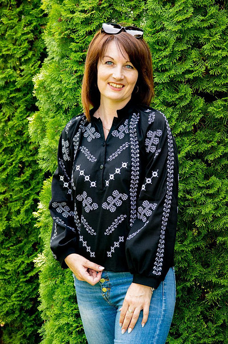 Вишиванка жіноча, лляна, довгий рукав, чорна Київ - фото 5