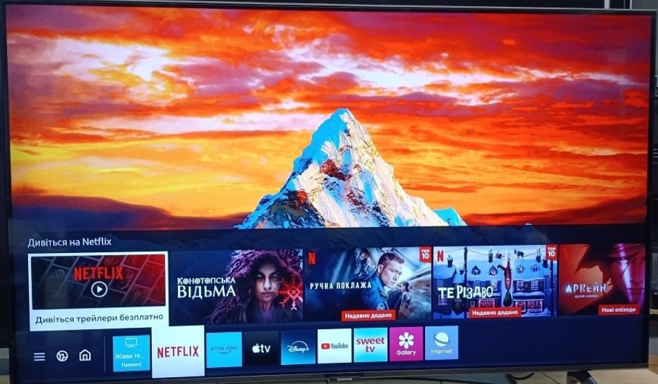 Телевизор Samsung 43