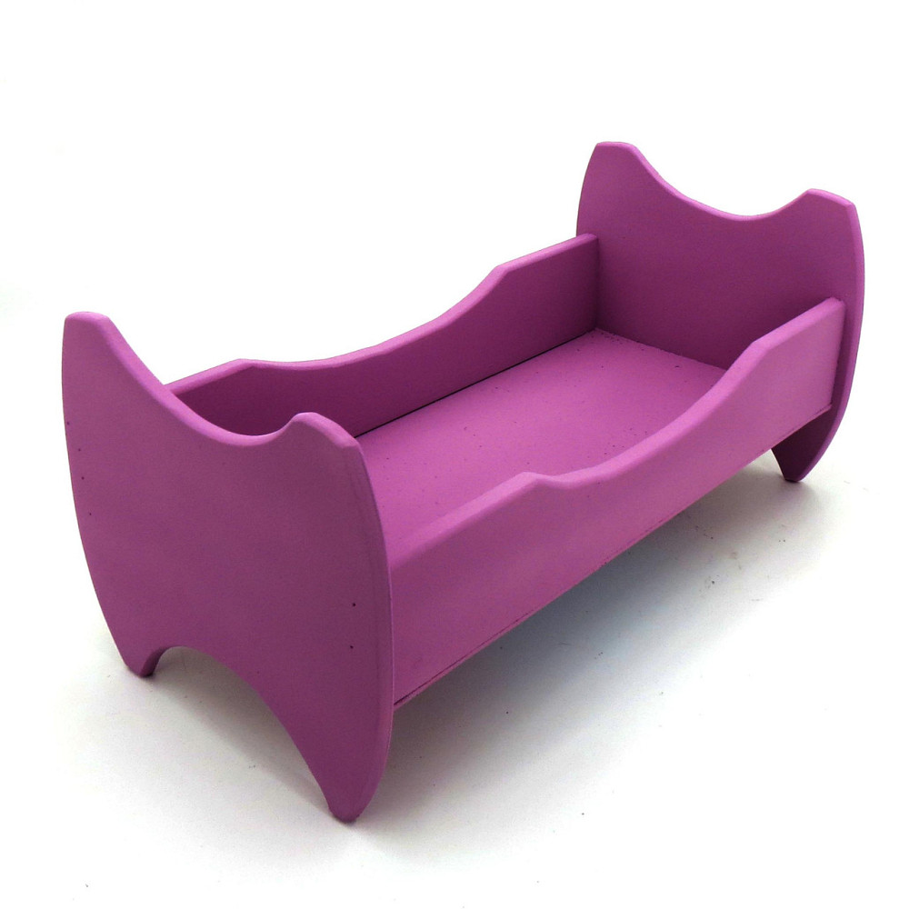 Кровать для кукол 