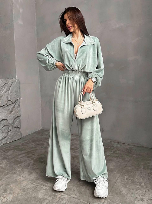 Жіночий стильний повсякденний велюровий комбінезон М'ятний 46/48 Одеса - фото 1