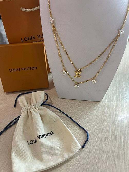 Двійне кольє Louis Vuitton з кулонами – вишуканість і стиль Одеса - фото 3