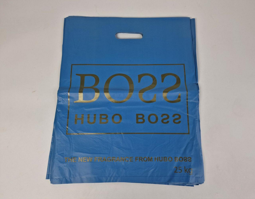 Пакет с прорезной  ручкой (39*48) 