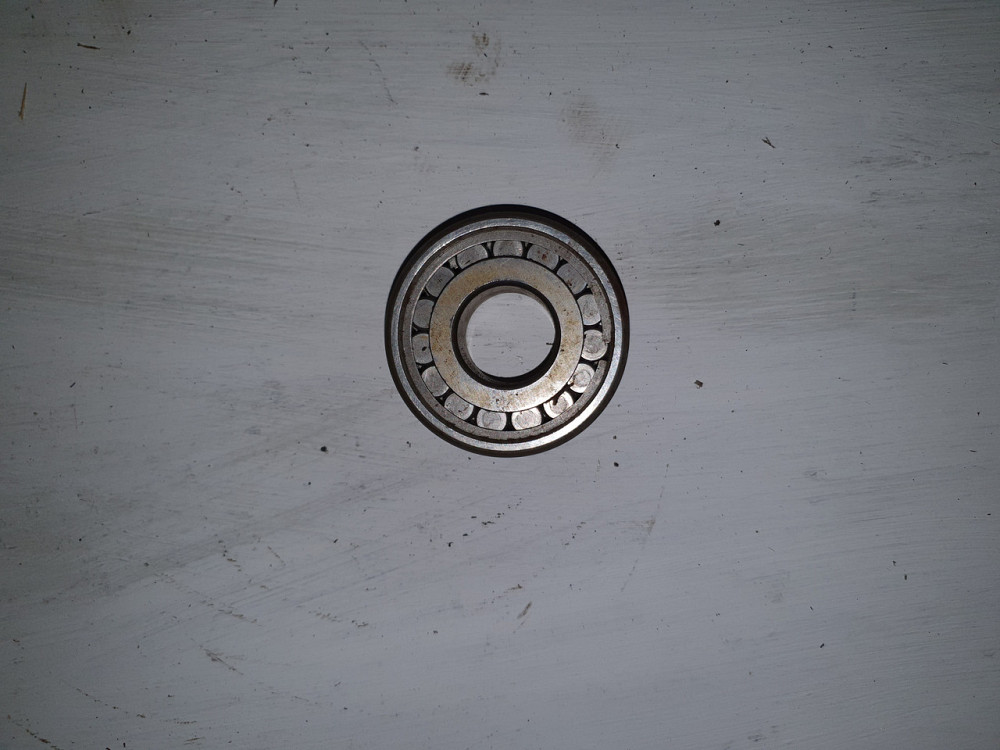 Подшипник задней опоры ведущей шестерни ГАЗ-51, ГАЗ-53, ГАЗ-66, ЗИЛ-157. 102605 Харьков - изображение 1