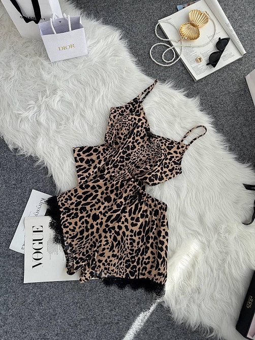 Женская базовая повседневная домашняя шелковая пижама с кружевом Бежевий, 44/46 Одесса - изображение 2