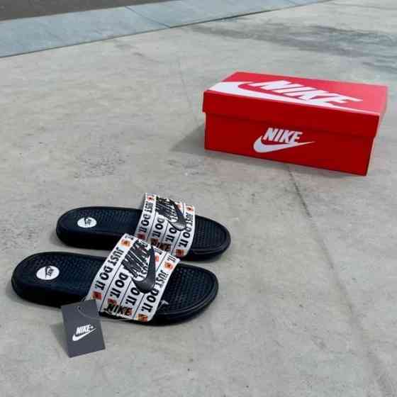 Чорні чоловічі Шльопанці Nike Сланці Білі капці Найк (розміри: 40,41,42,43,44) Дніпро