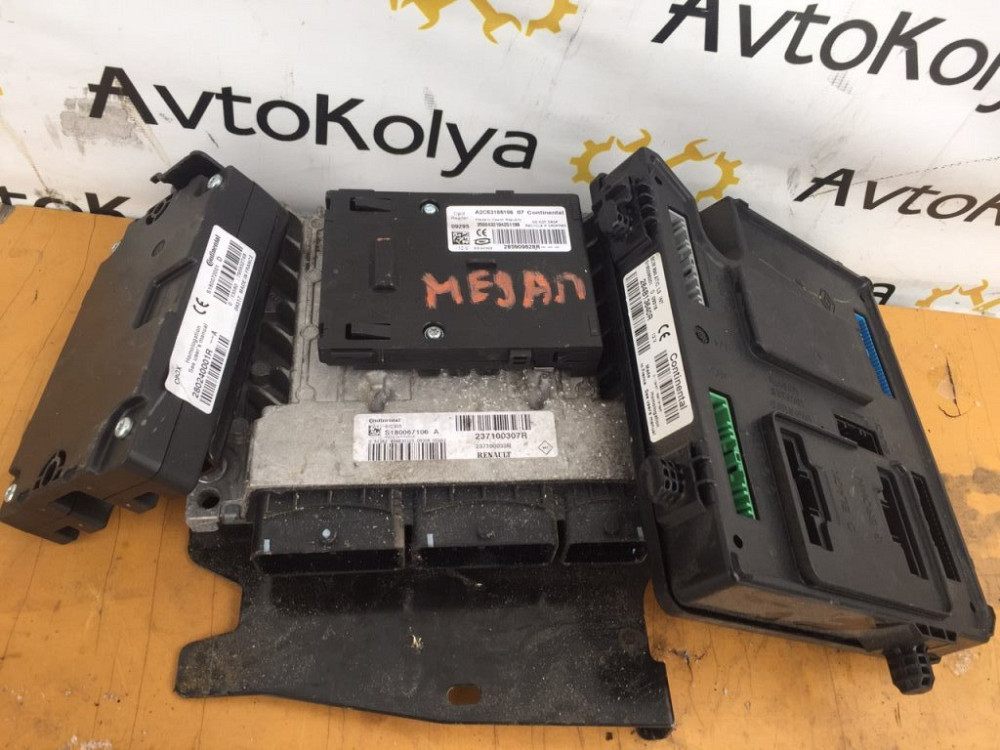 Блок керування двигуном Renault Megane III 1.5 dCi 2009-2013 (237100307R) комплект Ковель - фото 1
