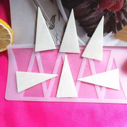 Молд для шоколада Треугольники 109 на 215 мм серый Киев