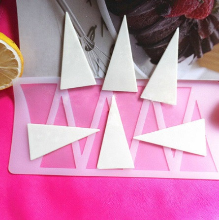 Молд для шоколада Треугольники 109 на 215 мм серый Киев - изображение 6