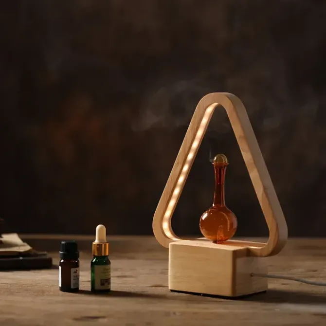 Эко-аромадиффузор для дома электрический с подсветкой 2-в-1 Doctor-101 Lumière Triangle. Аромадиффузор из натурального дерева Днепр - изображение 4