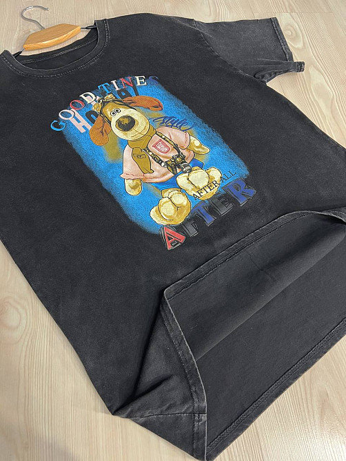 Футболка жіноча YIGOU 74 тай дай оверсайз з принтом собака, чорний, one size Київ - фото 5