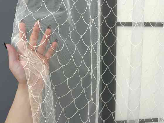 Короткая тюль, высота 1,6 м., фатин с вышивкой и люрексом, цвет бежевый 1893т Киев