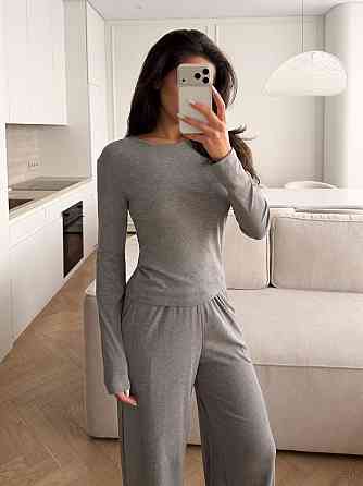 Женский базовый костюм двойка: лонгслив и штаны вискоза Меланж, 48/50 Одесса