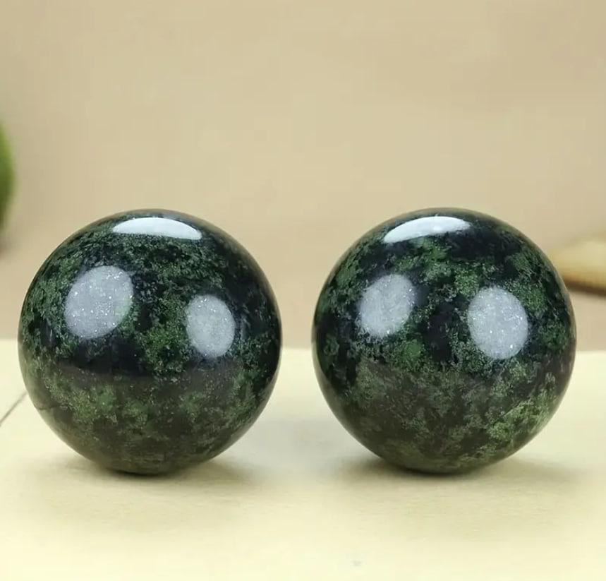 Куля з натурального серпентину (змієвика) діаметром 4 см 1 шт. Київ - фото 2