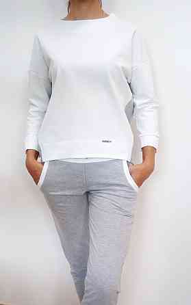 Женский летний костюм со змейкой на спине,р.S, M, 40 Киев