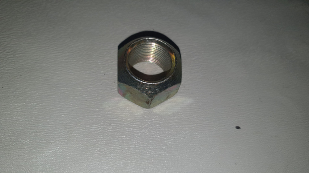 Гайка ступицы передней МТЗ, ЮМЗ, Т-16, Т-25. 40-3103017. Харьков - изображение 1