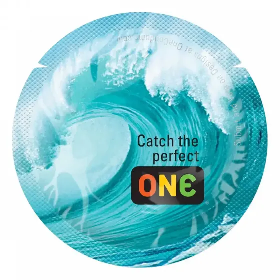 Презерватив ONE Color Sensations - Catch the perfect ONE (Aqua) 1 шт Львов