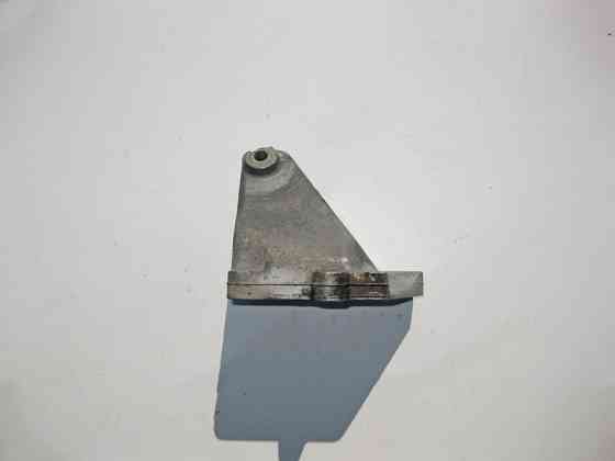 Mercedes-Benz  A2722231604 Кронштейн опори двигуна правий M272 V6 2.5 3.0 3.5л M273 V8 5.5л E-Class W211 Одесса