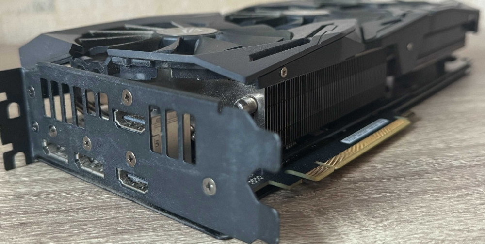 Видеокарта ASUS ROG STRIX 2060 6GB. Харьков - изображение 3