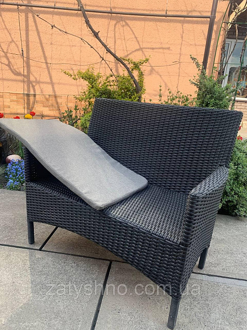 Диван із ротанга з подушкою Київ - фото 2