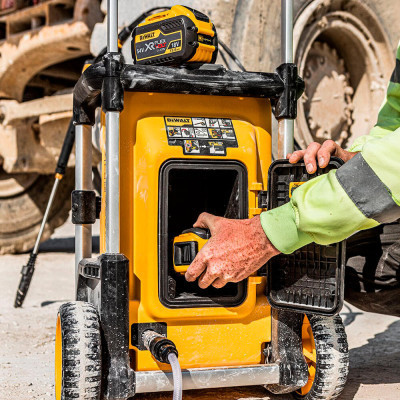 Мойка высокого давления DeWALT XR Li-Ion, 165 бар, шланг 6 м (без АКБ и ЗУ) (DCMPW1600N) Винница - изображение 10