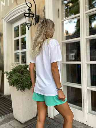 Летний женсикий костюм в спртивном стиле 