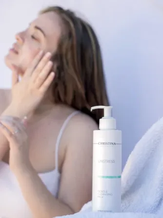 Ніжне очищувальне молочко Christina Unstress Gentle Cleansing Milk 300 мл Дніпро
