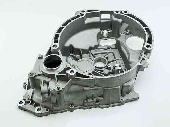 Картер КПП 2110 большой 3-ох шпилечный Мукачево