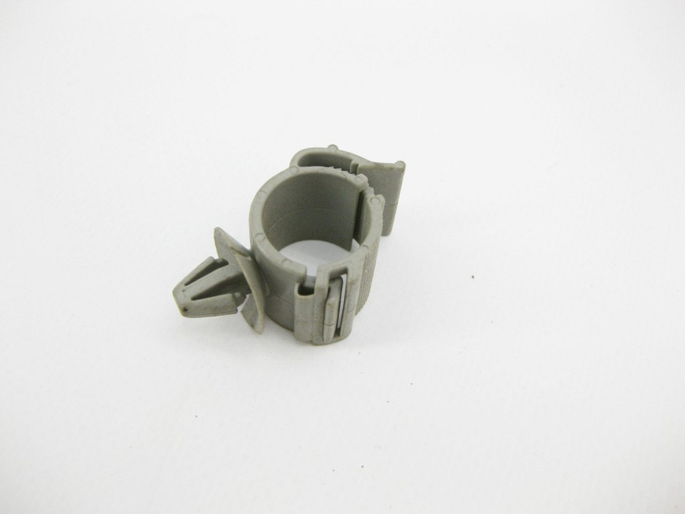 Mercedes-Benz  A0009956377 Утримувач проводки блоку керування двигуном M272 V6 2.5 3.0 3.5л M273 V8 4.6 5.5л Одесса - изображение 3