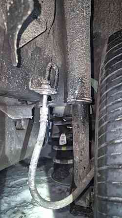 Задній амортизатор Хюндай венью 18-25 Київ