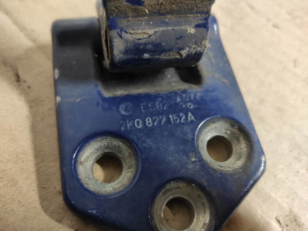 Петля задніх дверей права VW Caddy 2004-2015 (2K0827152A) Ковель - фото 3