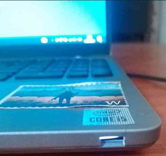 Ноутбук: Dell Latitude 5510 i5 10210U. Киев