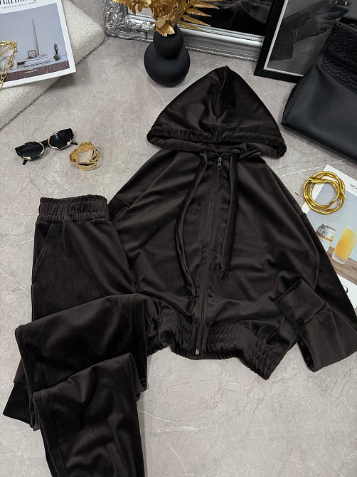 Женский повседневный велюровый костюм двойка: кофта и штаны Шоколадный, 50/52 Одесса - изображение 3