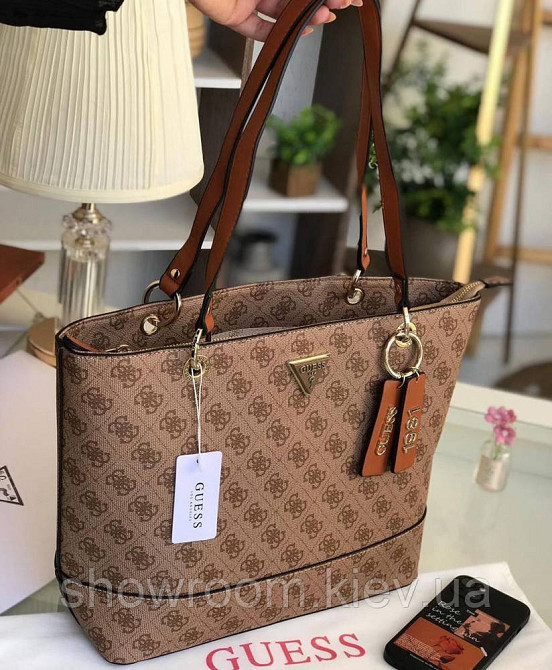 Жіноча сумка шоппер Guess (866530) світло-коричнева Київ - фото 3