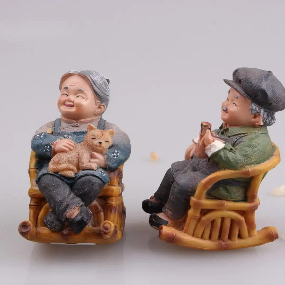 Фигурки Бабушка и Дедушка 7.5 х 5.5 см из полистоуна для сада и дома Дідусь Одесса - изображение 3