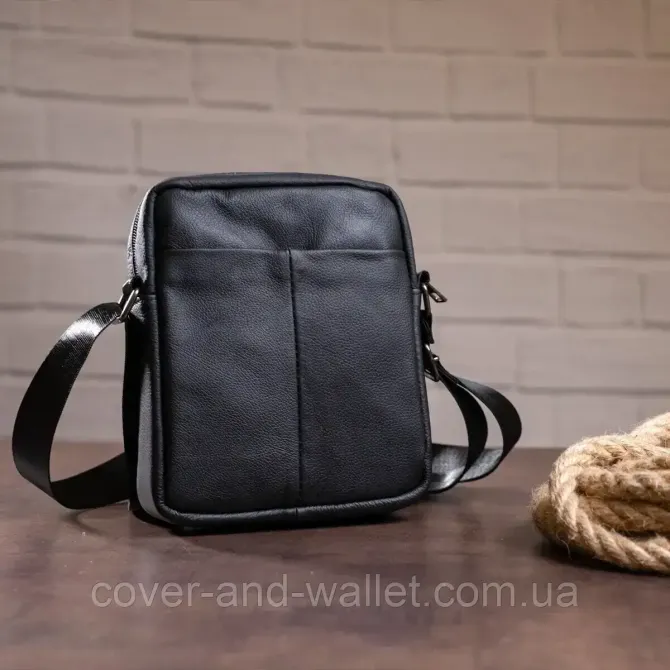 Маленькая мужская вертикальная сумка из натуральной кожи черного цвета Leather Collection Киев - изображение 10
