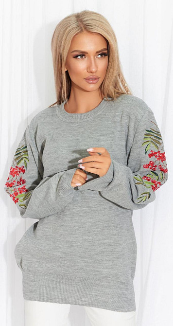 Свитер с красивой вышивкой (50-52) Киев - изображение 2