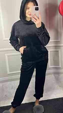 Женский велюровий костюм с капюшоном Черный S Харьков