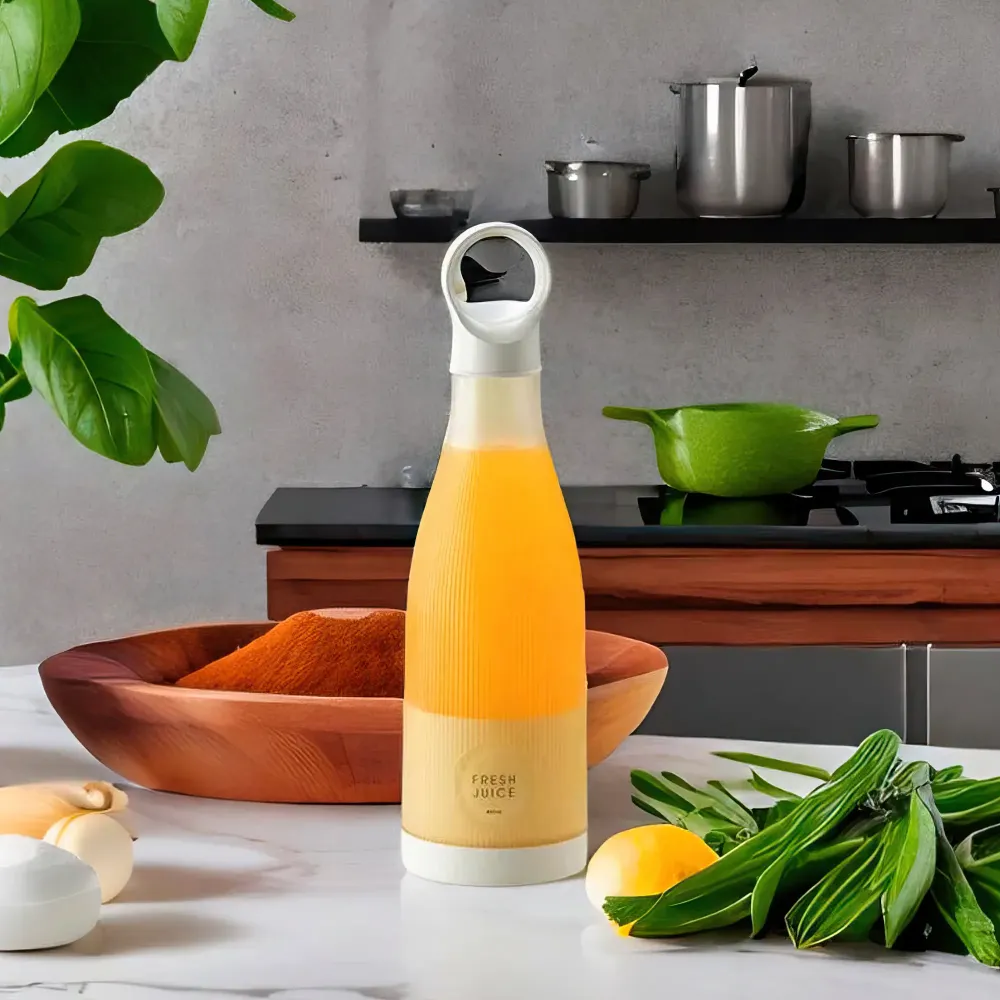 Мини блендер Mini juice для смузи, портативный, в форме бутылки, 300 мл. Коломыя - изображение 1