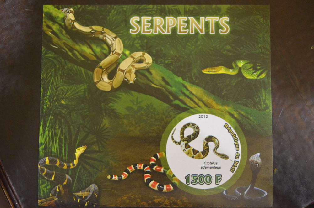 Мали. Марки. Фауна. Блок. 2015 год (В-3) Полтава - изображение 1