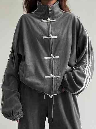 Женский костюм двойка: кофта и штаны в спортивном стиле с лампасами велюр Графит, 42/44 Одесса