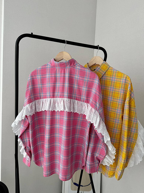 Женская стильная оверсайз рубашка в клетку с акцентными рукавами Розовый Одесса - изображение 3