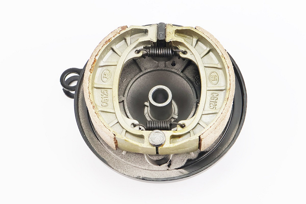 Кришка барабана гальмівного (перед) + колодки TR-4 Київ - фото 2