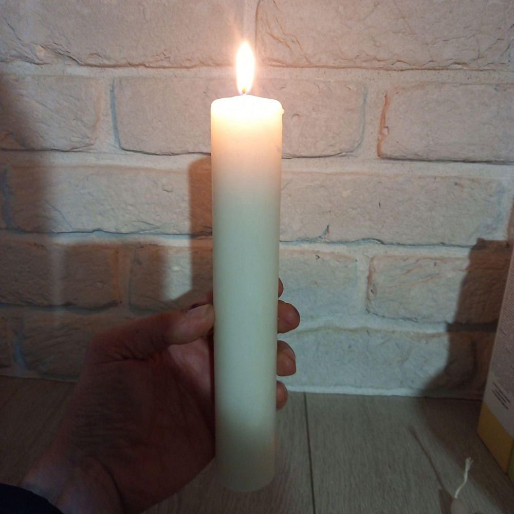 Свеча хозяйственная парафиновая 24×4 см — белая толстая свеча длительного горения (72 часа) Харьков - изображение 7