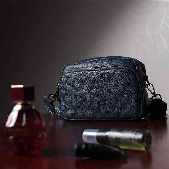 Стильна жіноча сумка прошита ромбами на лицьовій стороні з натуральної шкіри Vintage 22636 Синя Київ