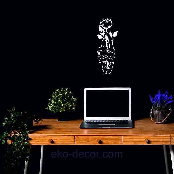 Декоративне настінне Панно «Рука з трояндою» Декор на стіну 110*42 см, Білий Київ