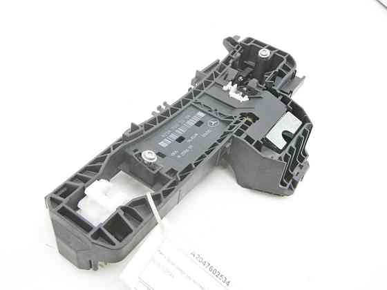 Mercedes-Benz  A2047602534 Рама ручки задніх лівих дверей E-class W212 SLK/SLC R172 C-Class W204 E-Class Coupe C207 CLS C218 ML/GLE W166 CLA C117 A-cl Одеса